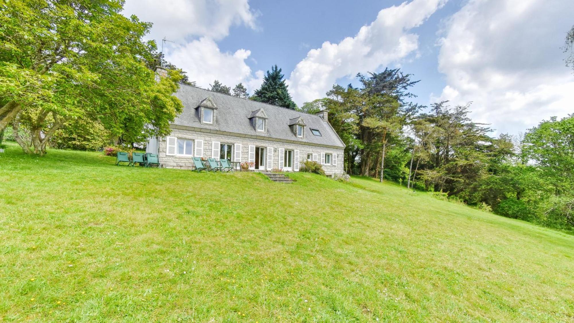 Magnifique Propriete De Deux Maisons Une De 220M2 Et L'Autre De 80M2 Avec Vue Clohars-Carnoët Exteriér fotografie