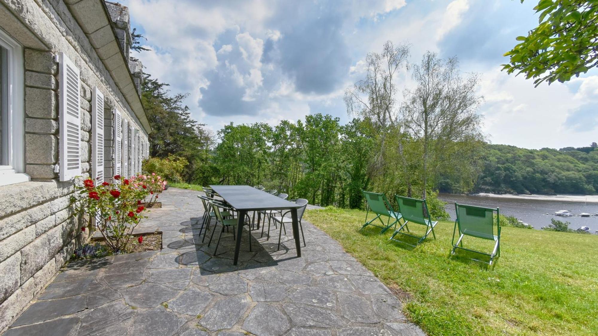 Magnifique Propriete De Deux Maisons Une De 220M2 Et L'Autre De 80M2 Avec Vue Clohars-Carnoët Exteriér fotografie